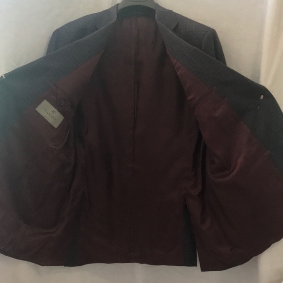 Blazer - Picture 5 of 5